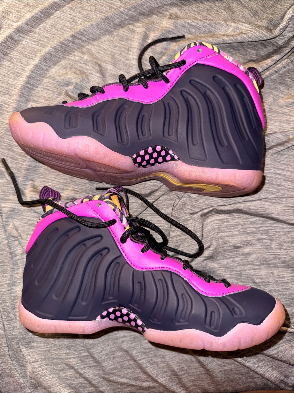Nike Kids High-Top Sneakers in Navy and Hot Pink